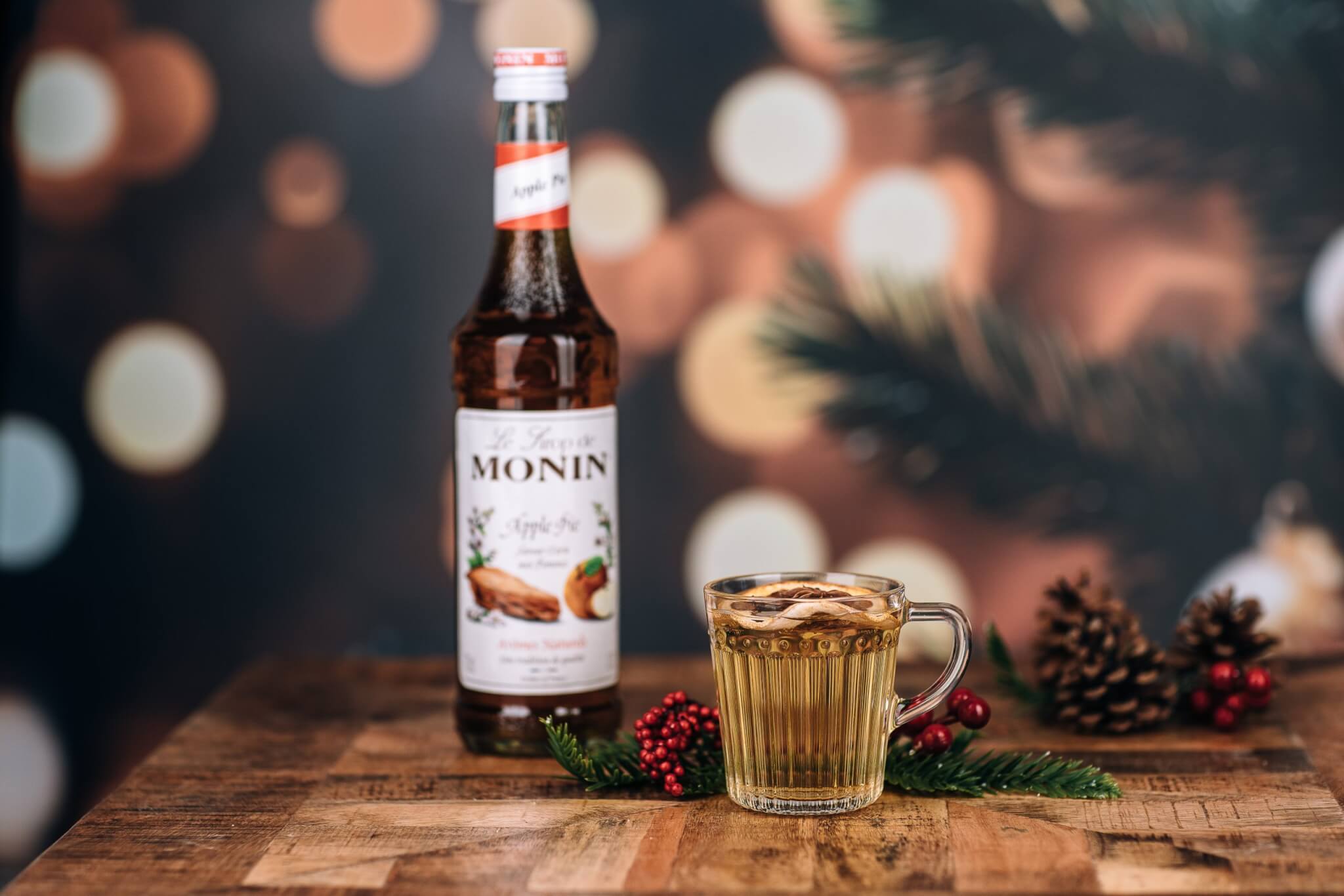 Kuhano vino z okusom Monin