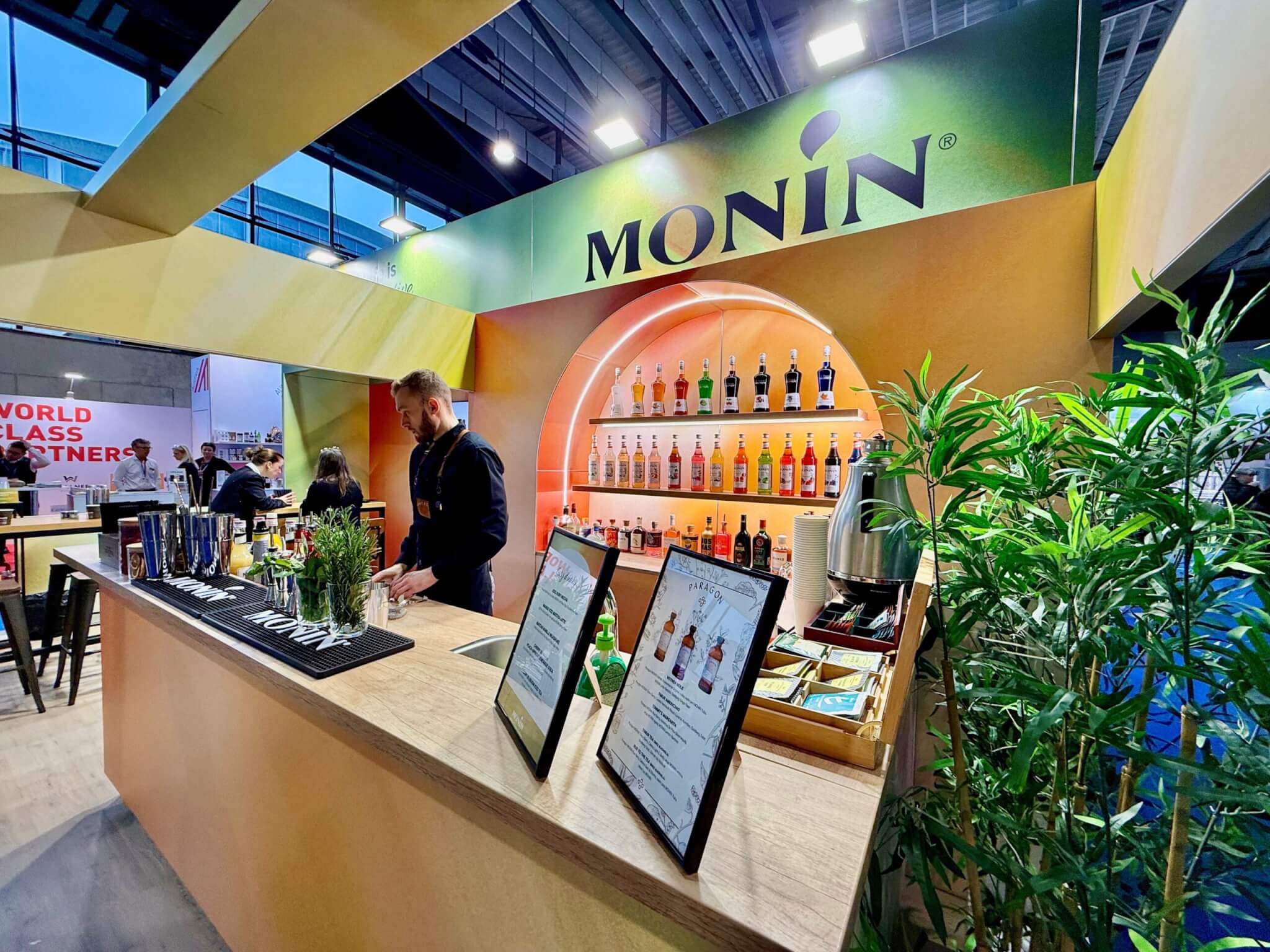 Bar Media Monin